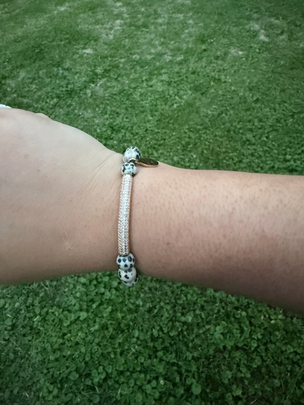 Kinsley Armelle Dalmatian Jasper Beaded Bracelet - Picture 5 of 5